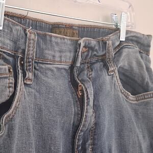 Urban Star Men's Blue Jeans Size 36x34 Distressed Grunge Bleach Wash Relaxed
